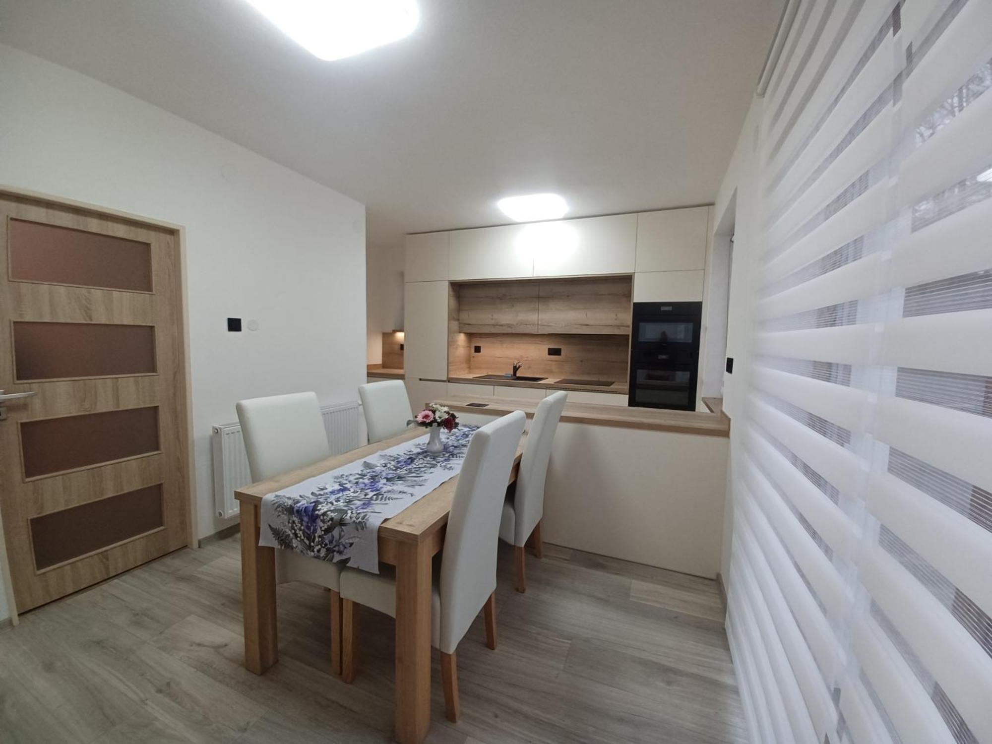 Apartment Sun House *